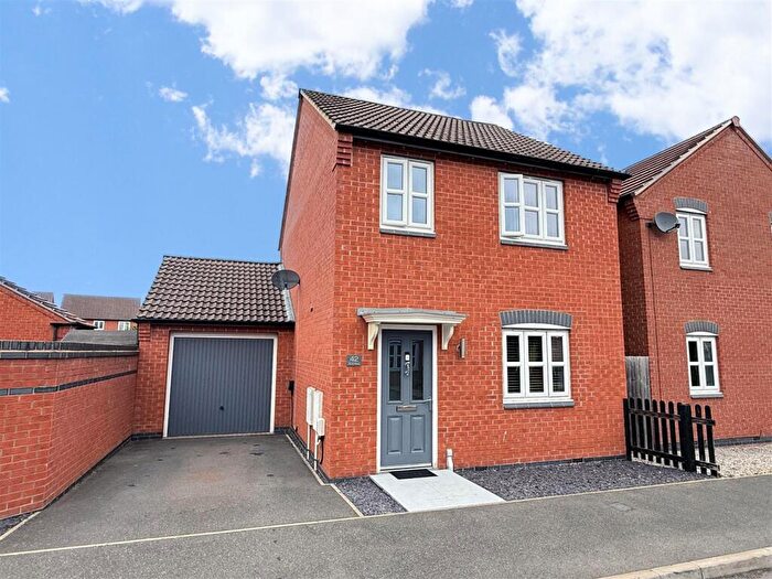 3 Bedroom Detached House For Sale In Perle Road, Burton-On-Trent, DE14