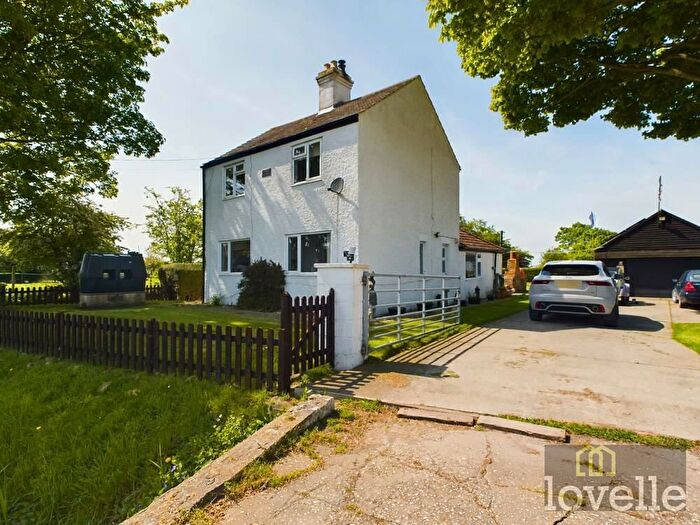 3 Bedroom Detached House For Sale In Station Road, Theddlethorpe, Mablethorpe, LN12
