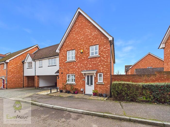 3 Bedroom End Of Terrace House For Sale In Juno Way, Wainscott, Rochester, ME3