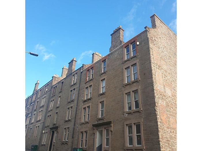 1 Bedroom Flat To Rent In /, Provost Road, Dundee, DD3