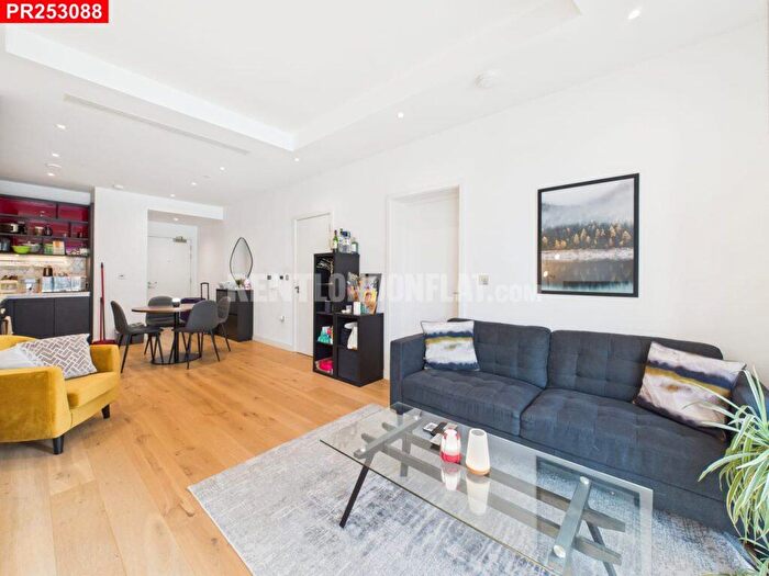 1 Bedroom Flat To Rent In Canning Town – Bedroom Flat, E14