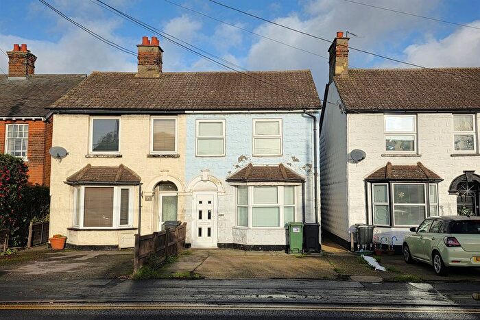 2 Bedroom Semi Detached House For Sale In Coggeshall Road, Braintree, CM7