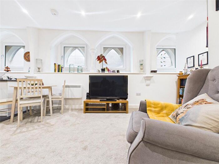 2 Bedroom Apartment For Sale In Cowper Street, Redfield, Bristol, BS5