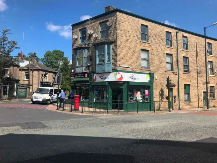 2 Bedroom Apartment To Rent In Stockport Road, Mossley, OL5