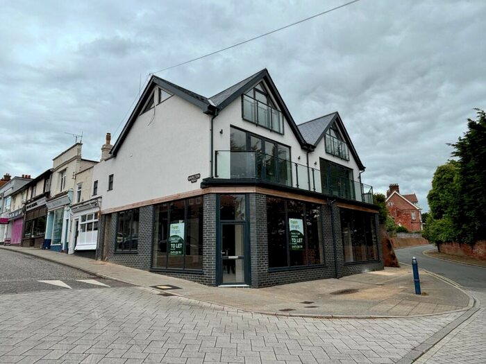 3 Bedroom Apartment To Rent In Hamilton Road, Felixstowe, IP11