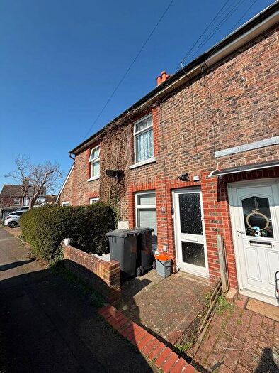 2 Bedroom Terraced House To Rent In Gordon Road, Hailsham, BN27