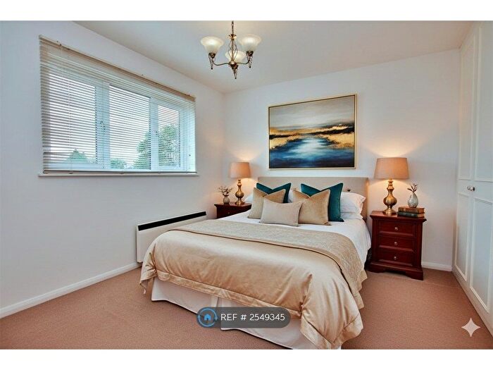 1 Bedroom Flat To Rent In Borehamwood, Borehamwood, WD6