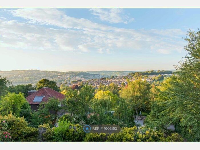 6 Bedroom Detached House To Rent In Wellsway, Bath, BA2