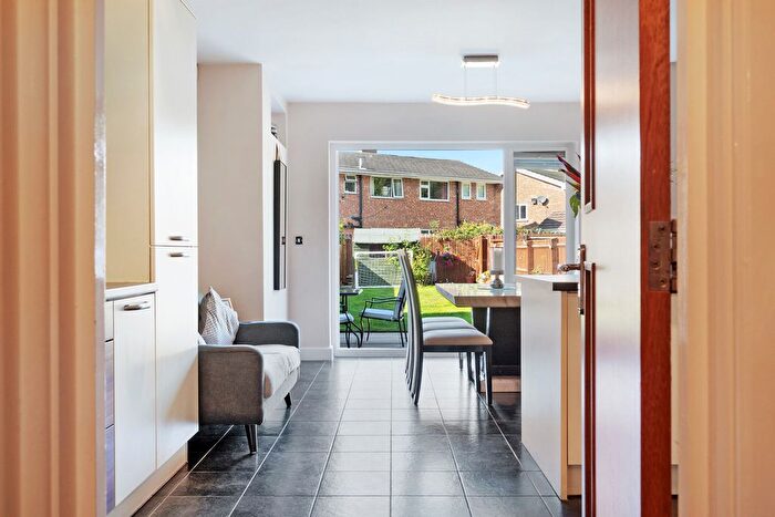 4 Bedroom Town House For Sale In Belmont Road, Gatley, SK8
