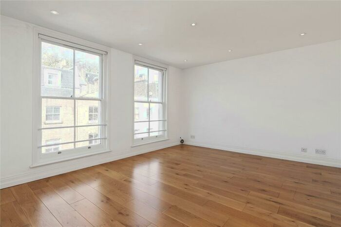 1 Bedroom Apartment To Rent In Exmouth Market, Clerkenwell, London, EC1R