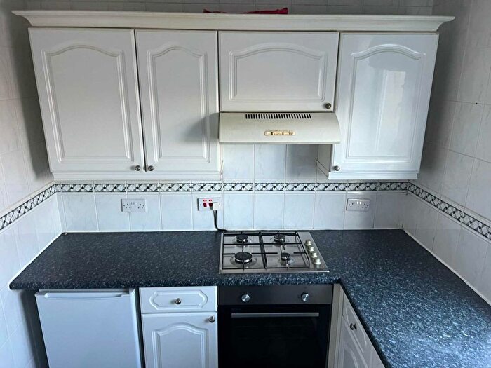 1 Bedroom Flat To Rent In Polygon, Eccles, M30