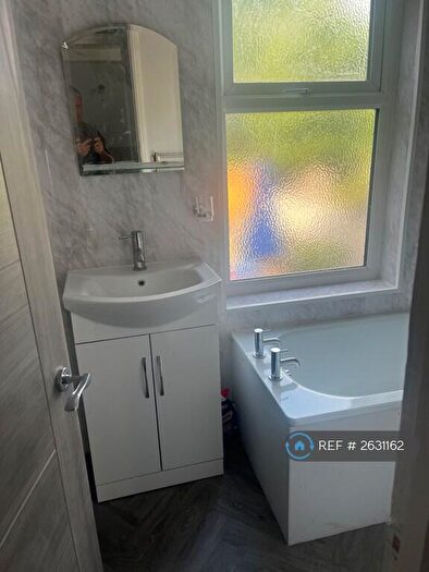 1 Bedroom Flat To Rent In Trafalgar Road, Portslade, Brighton, BN41