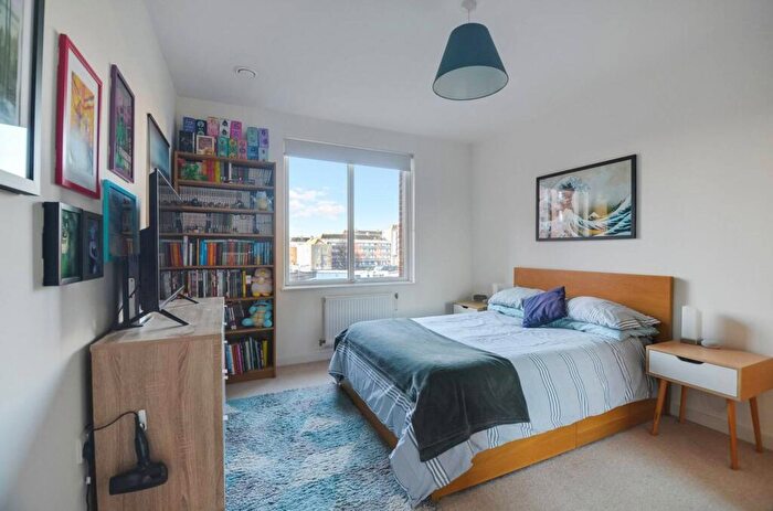 1 Bedroom Flat For Sale In Navigation Road, Tower Hamlets, London, E3