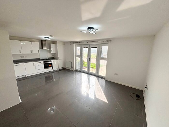 2 Bedroom Flat To Rent In Greenfield Way, Peterborough, PE7