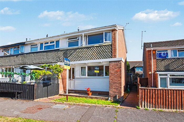 3 Bedroom End Of Terrace House For Sale In Highview Gardens, Exmouth, Devon, EX8