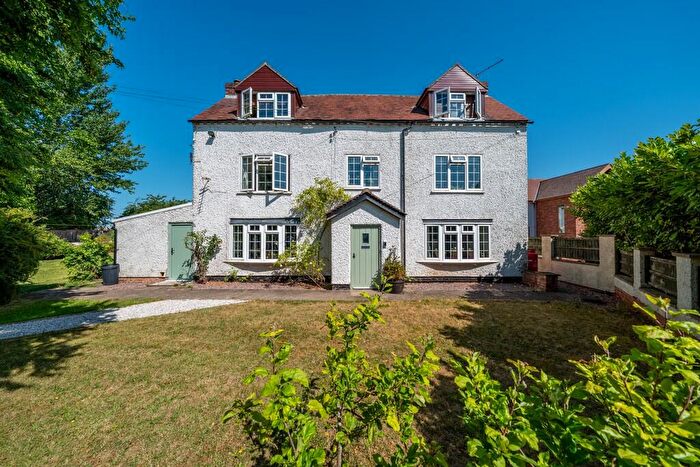 5 Bedroom Farm House For Sale In Bridle Road, Burton Joyce, NG14