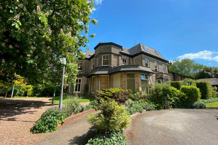 2 Bedroom Penthouse To Rent In Pearson Park, Hull, East Riding Of Yorkshire, HU5