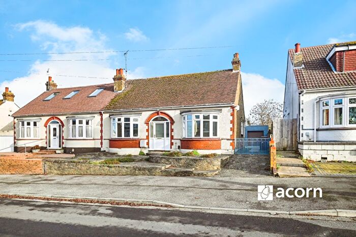 2 Bedroom Bungalow To Rent In Eastcourt Lane, Gillingham, ME8