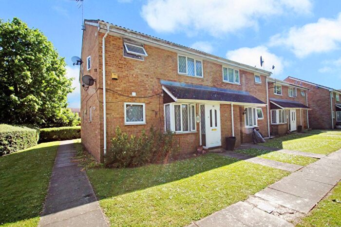 1 Bedroom Terraced House For Sale In Newcombe Rise, Yiewsley, UB7