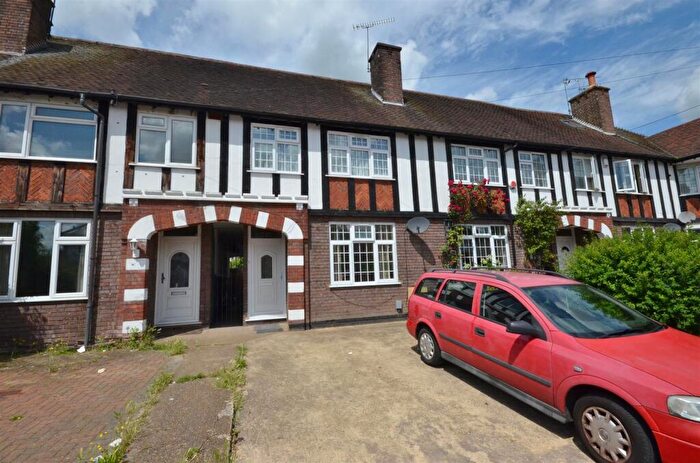 3 Bedroom Terraced House To Rent In Gardenia Avenue, Luton, LU3