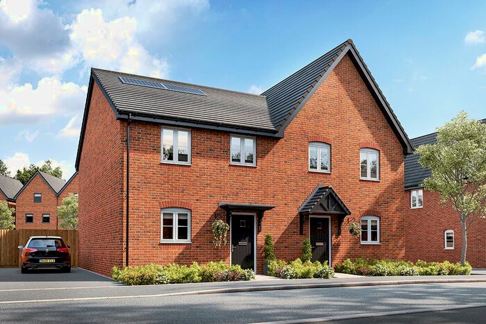 3 Bedroom Semi-Detached House To Rent In Wallington Road, Hampshire, SO30