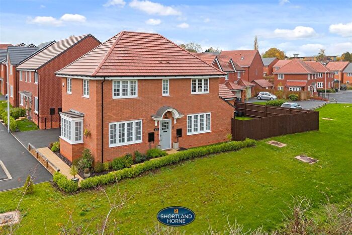 4 Bedroom Detached House For Sale In Owen Road, Ash Green, Coventry, CV7