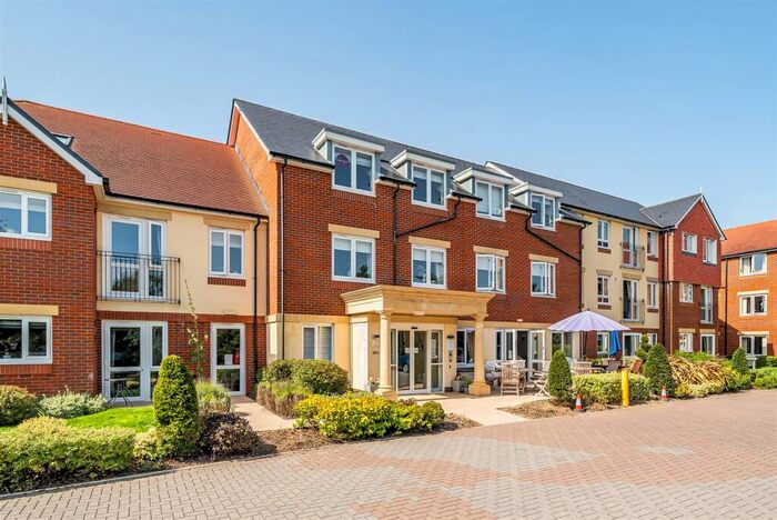 2 Bedroom Retirement Property For Sale In Rothesay Lodge, Highcliffe, Christchurch, BH23