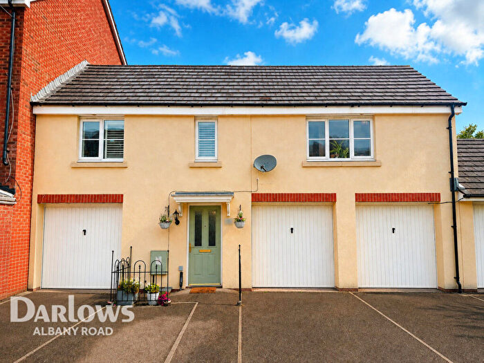 2 Bedroom Coach House For Sale In Ffordd Nowell, Cardiff, CF23