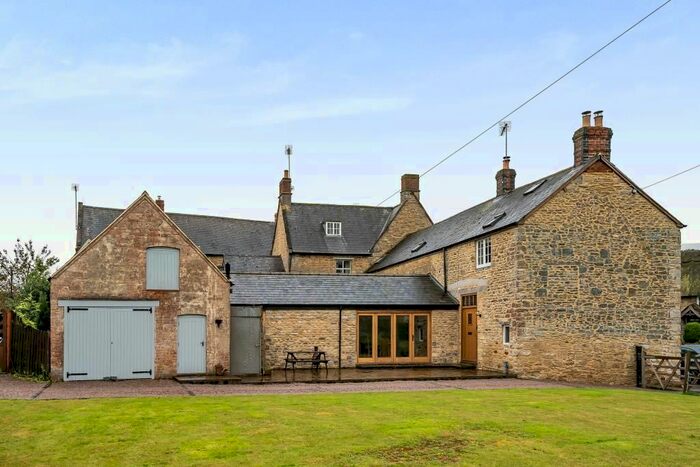5 Bedroom Cottage For Sale In School Street, Sulgrave, Banbury, Oxfordshire, OX17