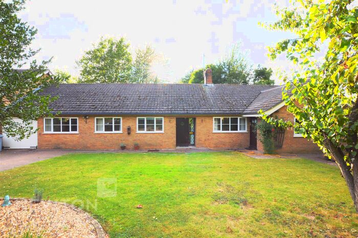 4 Bedroom Bungalow To Rent In Shepherds Walk, Ryhall, Stamford, PE9