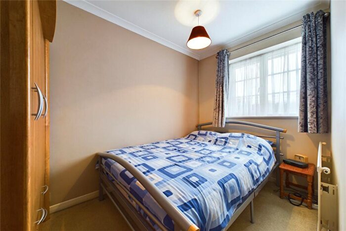 5 Bedroom Detached House For Sale In Fairwater Drive, Woodley, Reading, Berkshire, RG5
