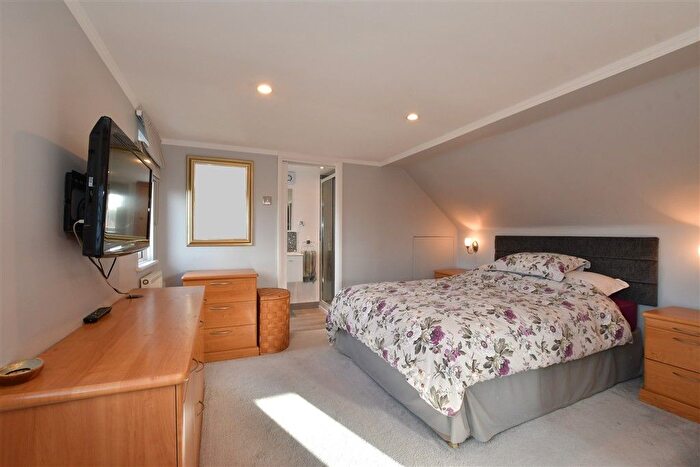 4 Bedroom Detached House For Sale In Blake Hall Drive, Wickford, Essex, SS11