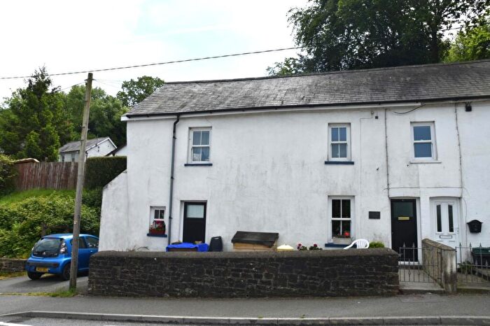 2 Bedroom End Of Terrace House For Sale In No Glazier Row, SA38