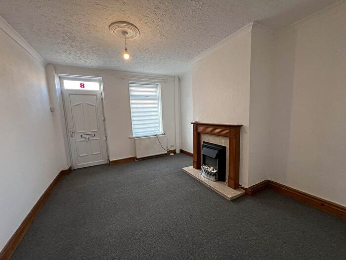 2 Bedroom Property To Rent In Dillington Road, Worsborough Common, Barnsley, S70