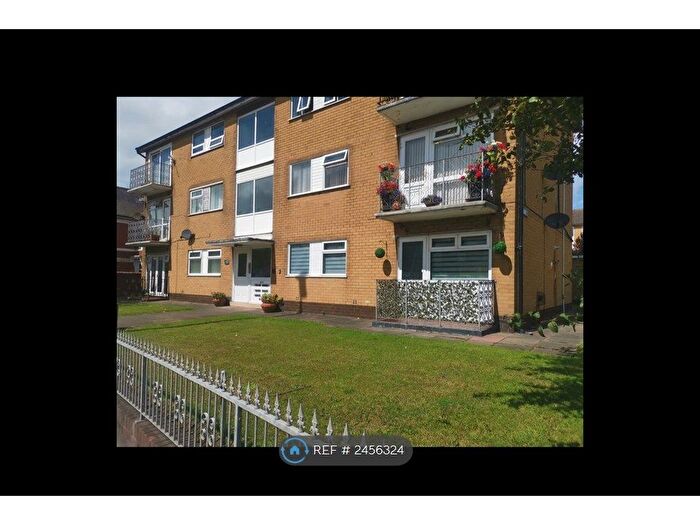 2 Bedroom Flat To Rent In Waterloo Road, Blackpool, FY4