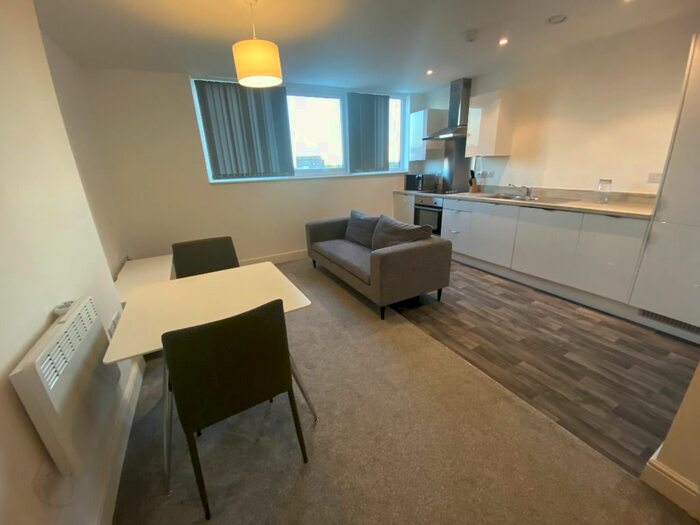 1 Bedroom Flat To Rent In Fleming Way, Town Centre, Swindon, SN1