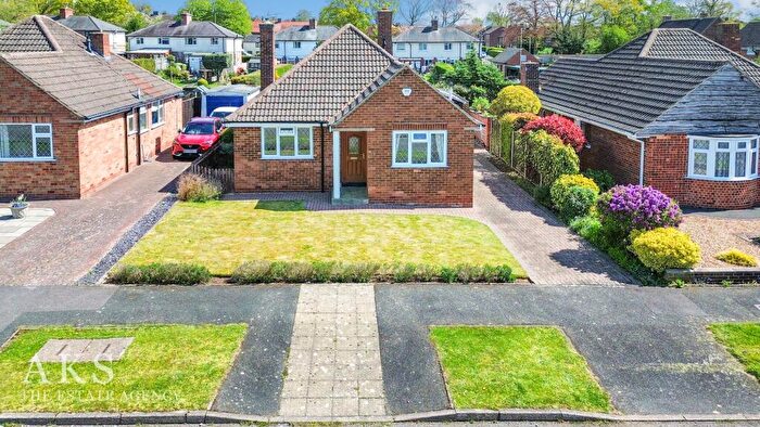 2 Bedroom Detached Bungalow For Sale In Chestnut Grove, Etwall, DE65
