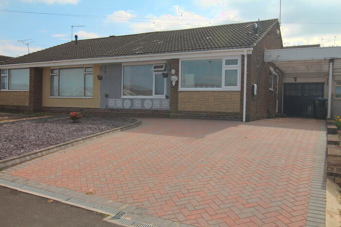 2 Bedroom Bungalow For Sale In York Crescent, Newton Hall, Durham, DH1