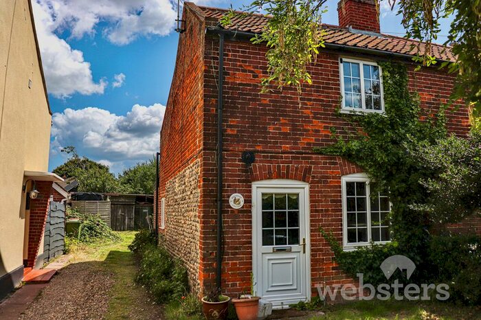 2 Bedroom Cottage To Rent In The Green, Hickling, Norwich, NR12