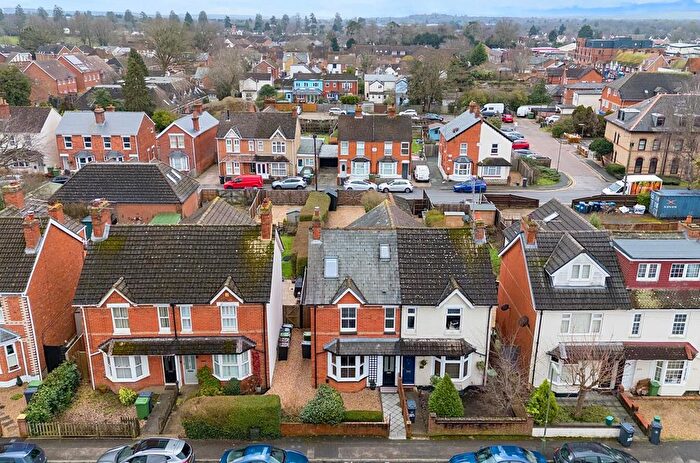 4 Bedroom Semi Detached House For Sale In Gordon Avenue, Camberley, GU15