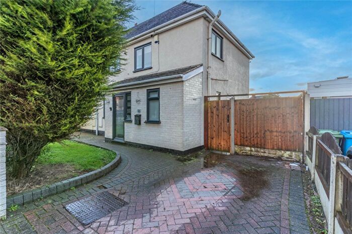 3 Bedroom Semi-Detached House For Sale In North Crescent, Featherstone, Wolverhampton, Staffordshire, WV10