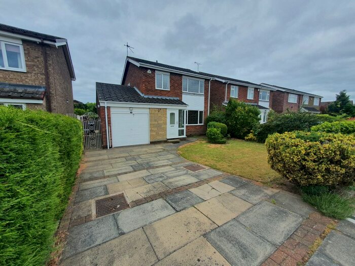 3 Bedroom Property To Rent In Hindburn Close, Doncaster, DN4