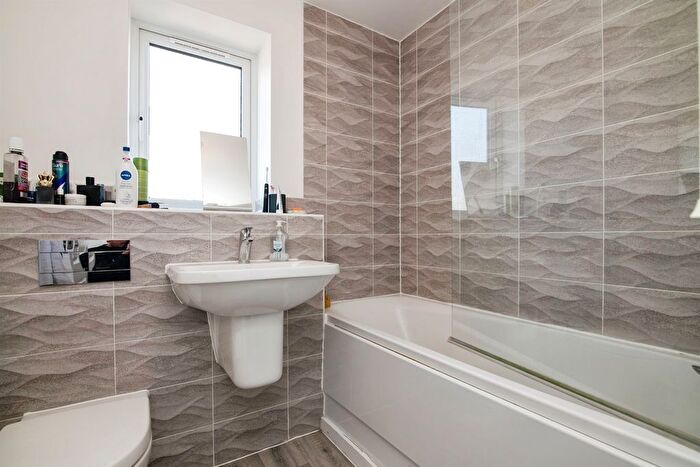 2 Bedroom Semi-Detached House For Sale In Pemberton Road, West Bromwich, B70