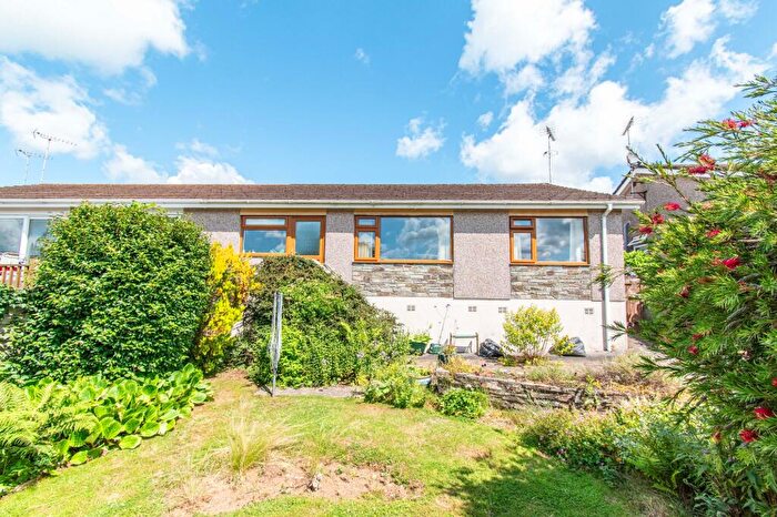 3 Bedroom Semi-Detached Bungalow For Sale In Woodgate Road, Liskeard, PL14