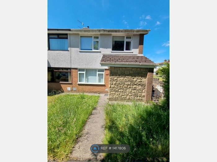 3 Bedroom Semi-Detached House To Rent In Vale View, Woodfieldside, Blackwood, NP12