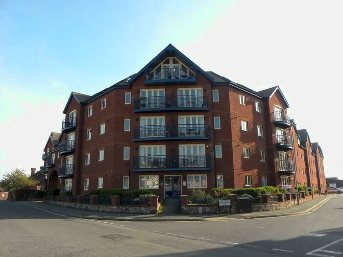 2 Bedroom Flat To Rent In Compass Quay, Exeter, EX2