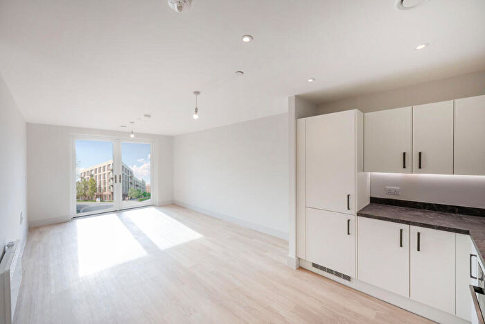 2 Bedroom Apartment To Rent In Prince Charles Road, Exeter, EX4