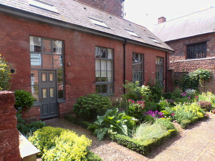 2 Bedroom House To Rent In The Mint, Exeter, EX4