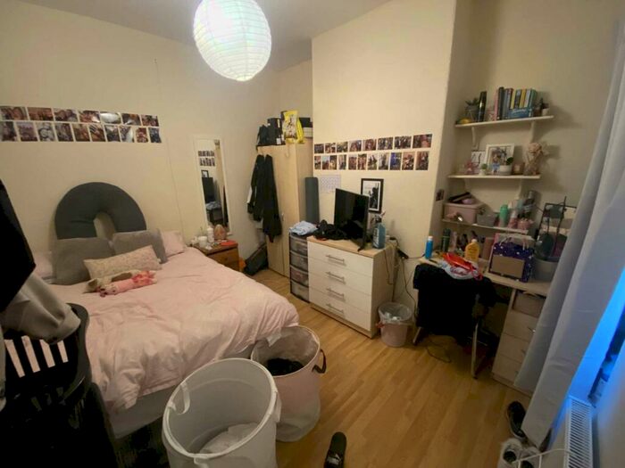 4 Bedroom End Of Terrace House To Rent In Whitby Road, Fallowfield, M14