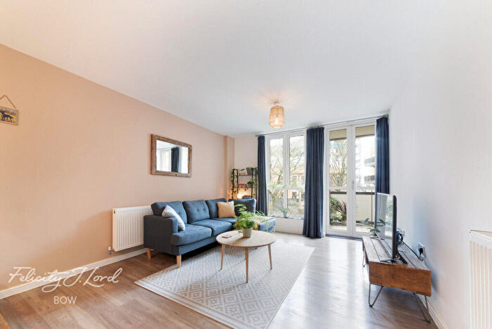 2 Bedroom Flat For Sale In Nellie Cressall Way, London, E3